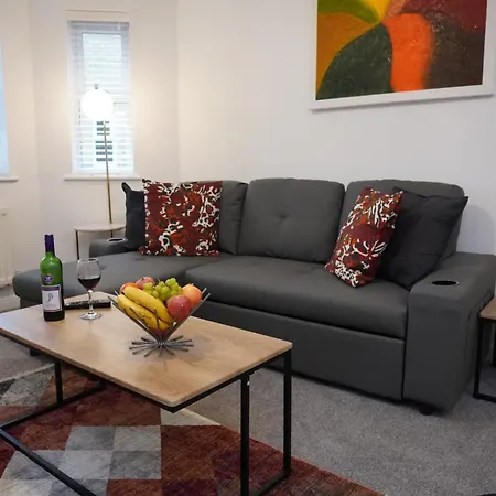 New 2-Bedroom - Parking - Ideal4Family